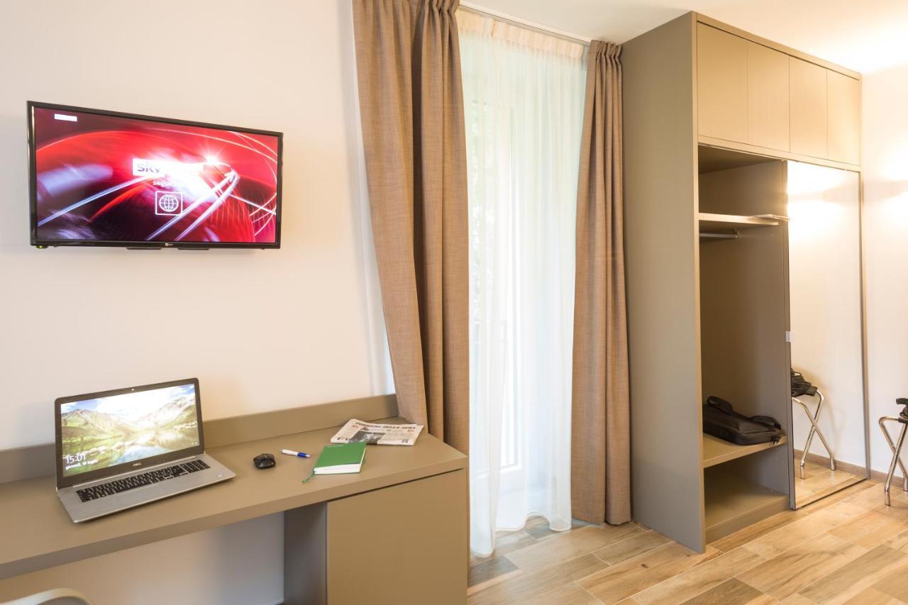 Hotel Baia di Paré Valmadrera Extérieur photo