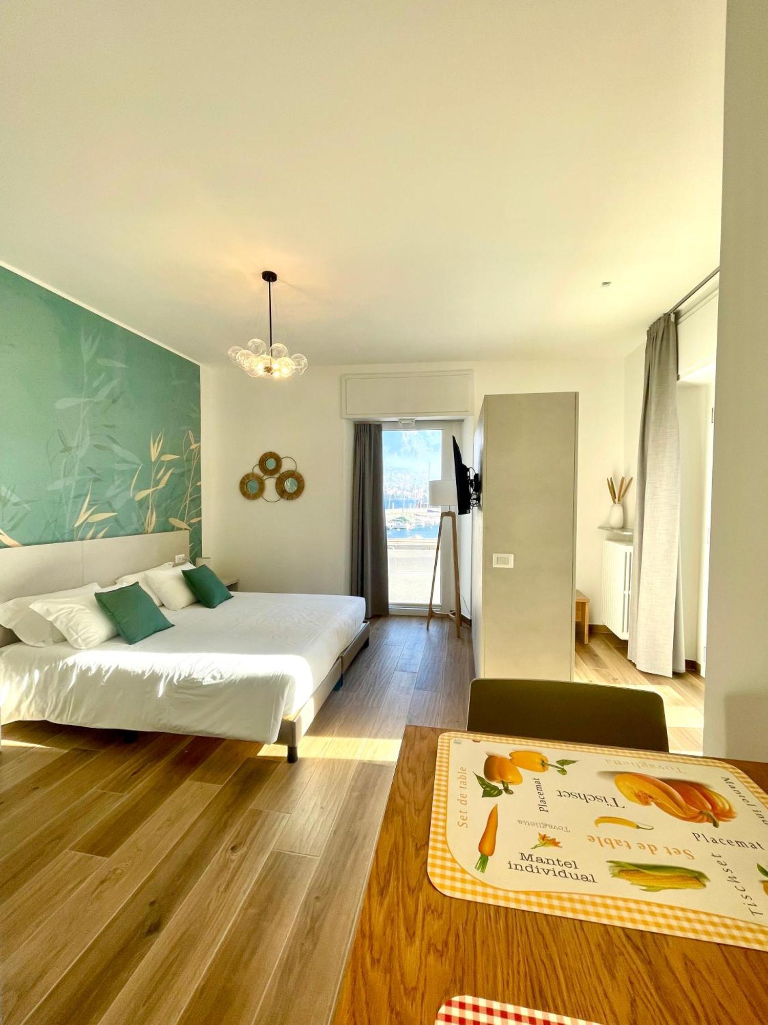 Hotel Baia di Paré Valmadrera Extérieur photo