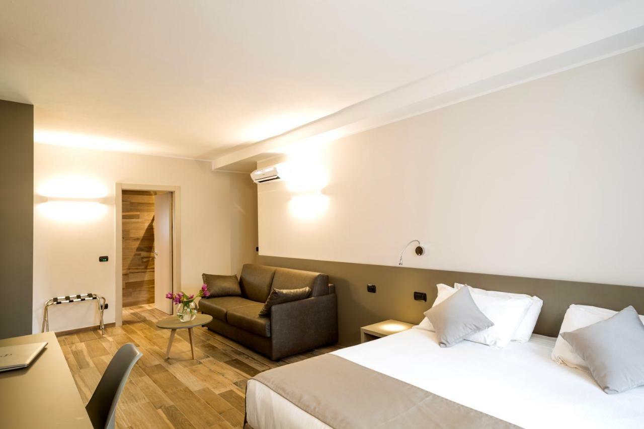 Hotel Baia di Paré Valmadrera Extérieur photo